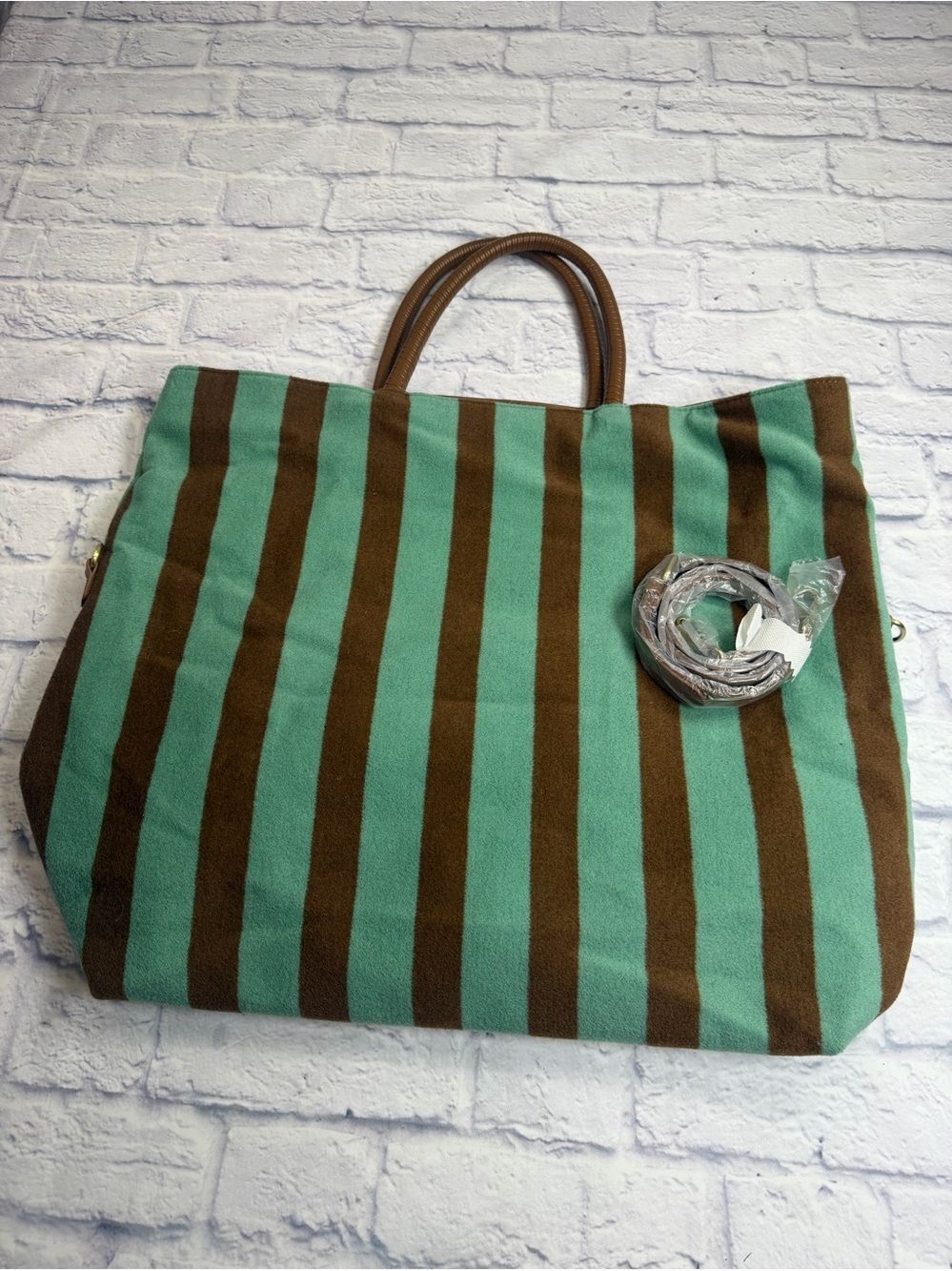 Anthropologie Teal and Brown Striped Shoulder Tote with Wristlet. Artsy. - Picture 2 of 12
